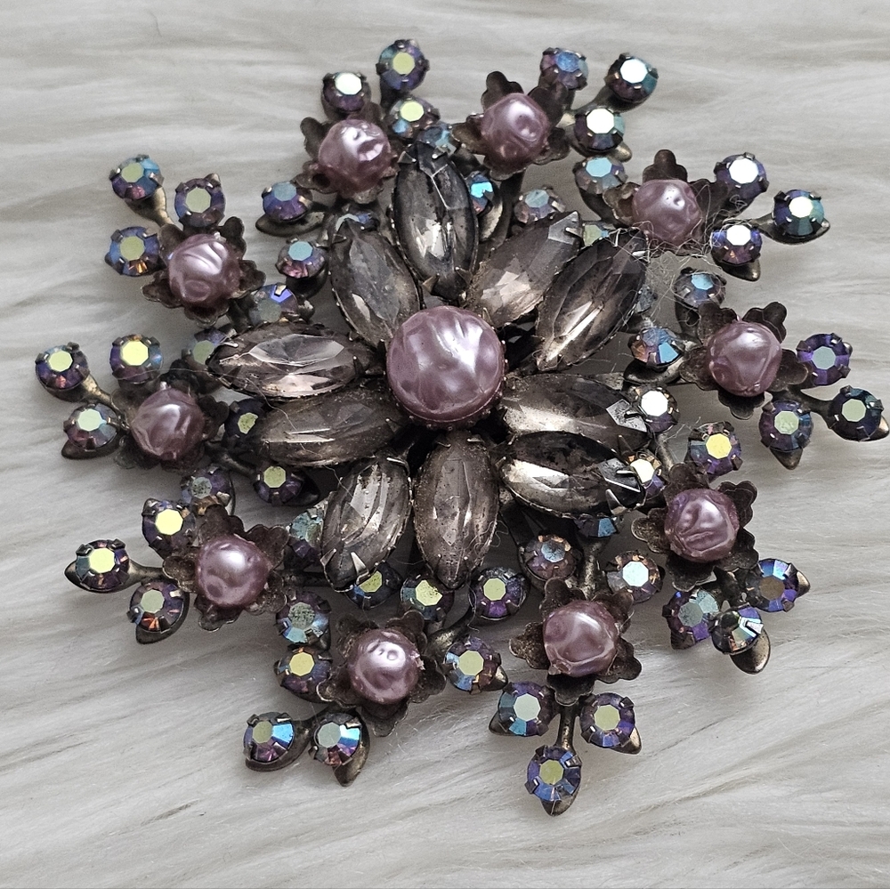 Vibtage 60s Floral Large Brooch Light Pink And Irridescent Gems Unsigned